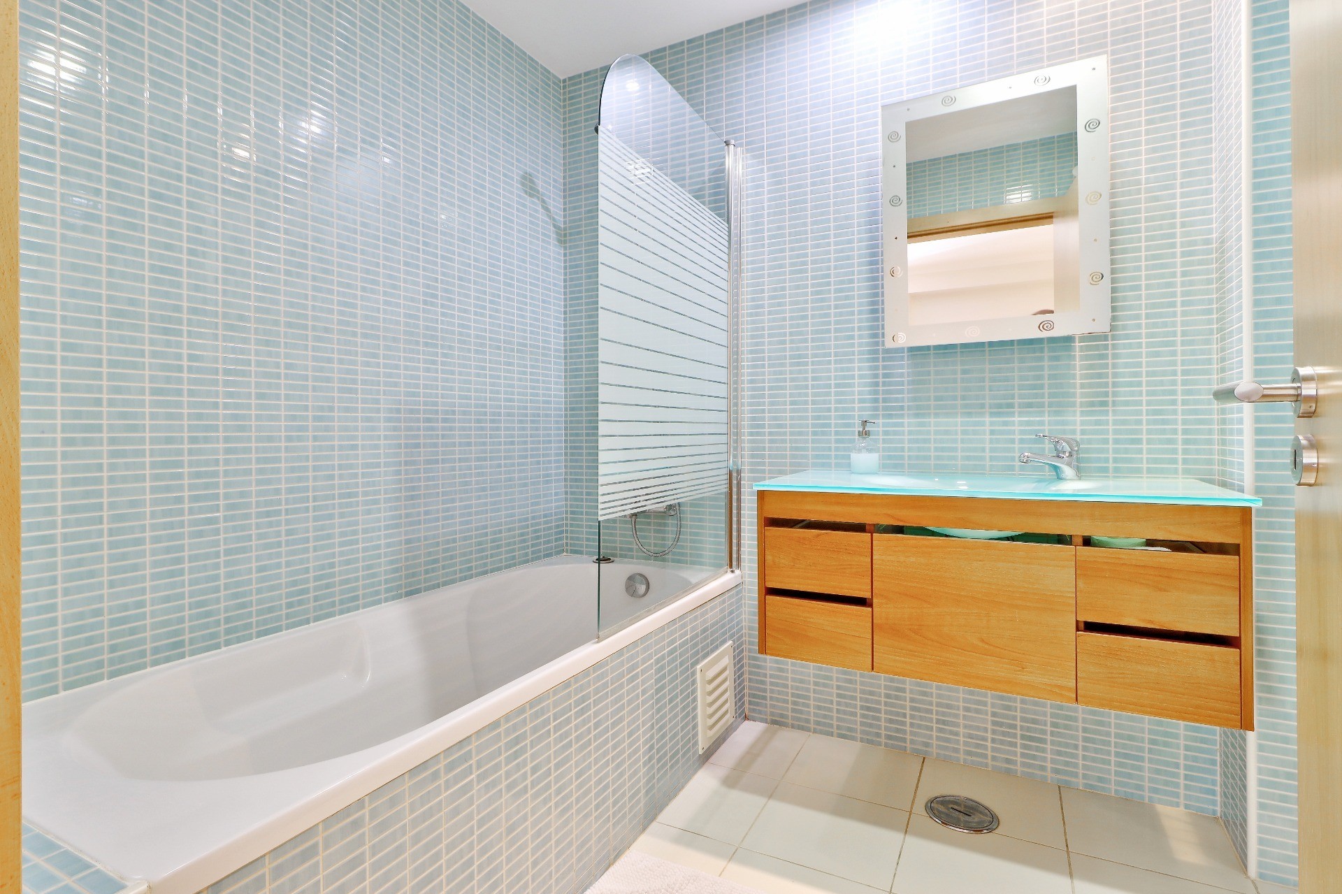 Rossi's Apartamento T1, Próximo à Marina, para férias, em Olhão, Algarve – HolidaysPT