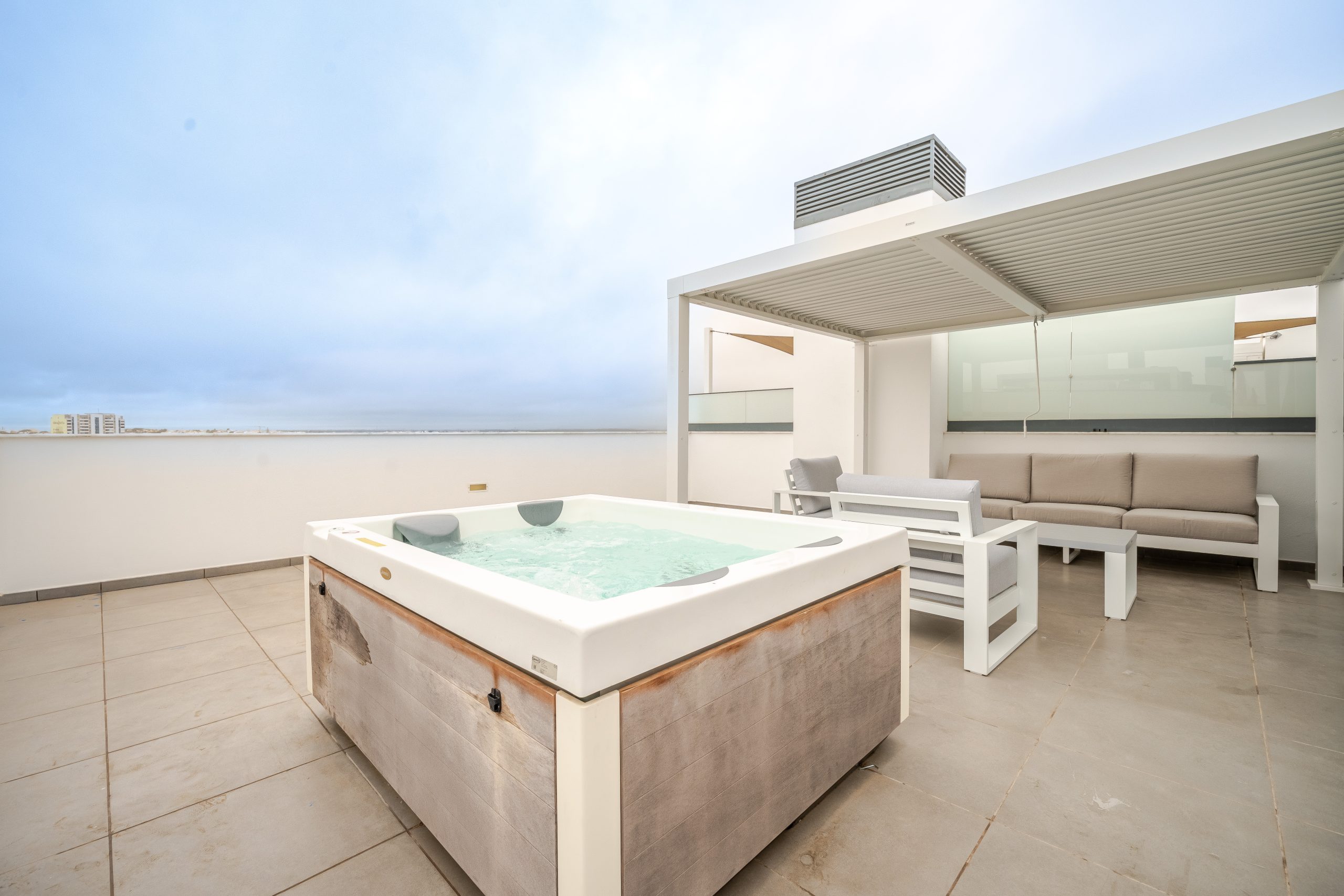 HolidaysPT - Sunset At Lux Terrace - 2 Bedroom Apt